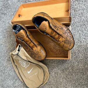 Nike AIR ZOOM TERRA TATTOO sz 9 (Men’s - US) NIB
2005